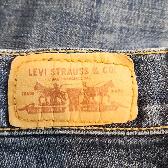 Levi's 515 Women's Med To Dark Wash Boot Cut Flap Button Pocket Jeans Size 12 - Picture 6 of 11